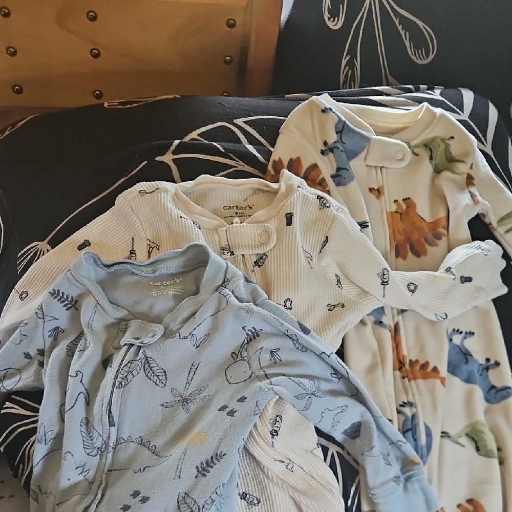 Carter's Baby Sleepers - 2- 9 Mos 1- 12 Mos